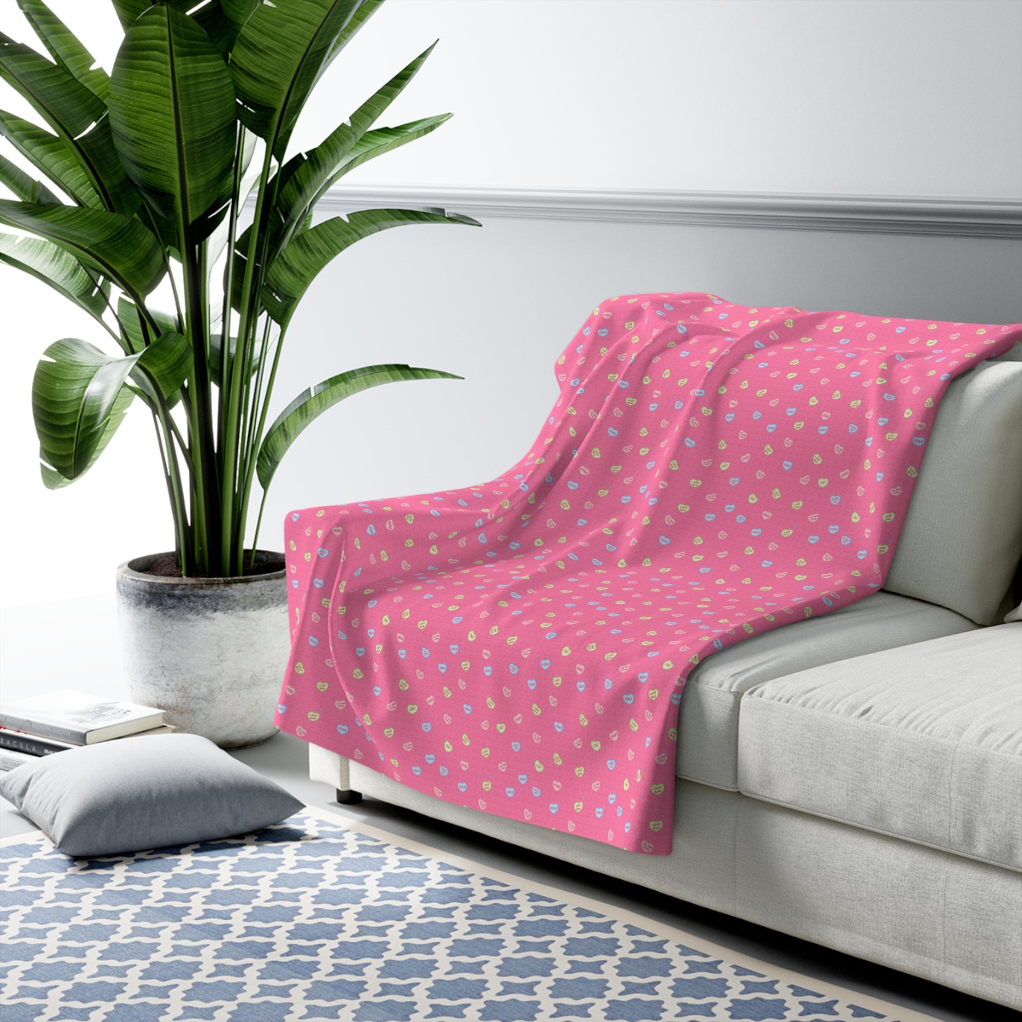 Pink Hart Dot Sherpa Blanket — Cozy Fleece Throw