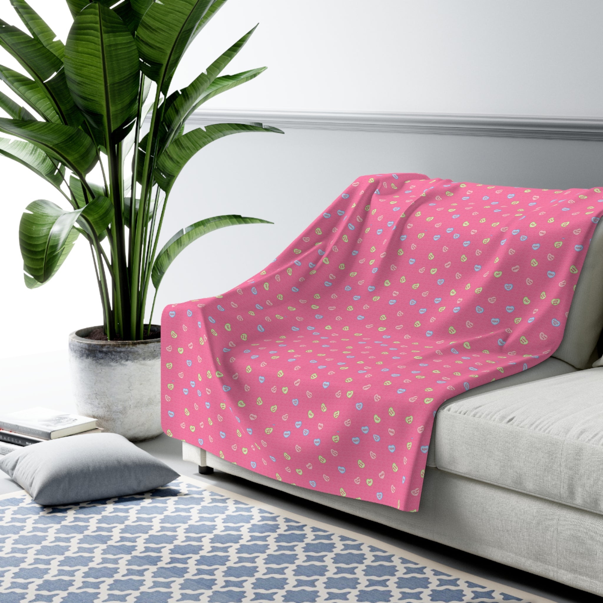 Pink Hart Dot Sherpa Blanket — Cozy Fleece Throw